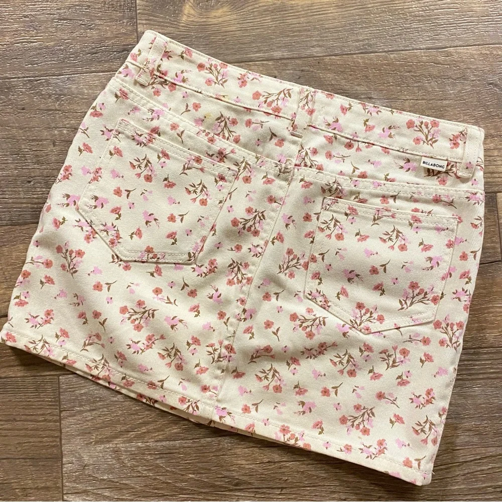 Billabong Girls’ Floral Denim Cream Mini Skirt